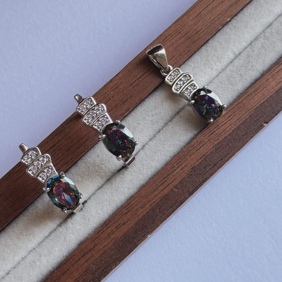 Conjunto topacio mistico