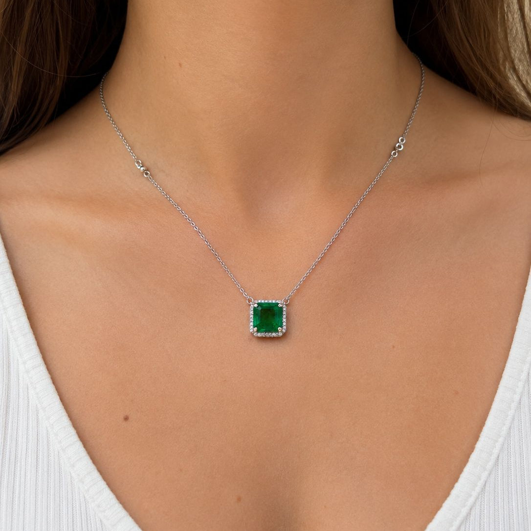 Collar esmeralda