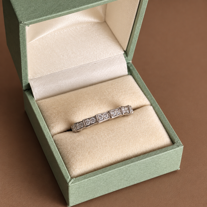 Anillo Churumbela Bulga Brillo continuo. Plata 925 con recubrimiento de rodio.